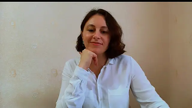 Inessa beauty online show from July 28, 2026, 10:43 am