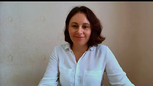Inessa beauty online show from July 28, 2026, 12:59 pm