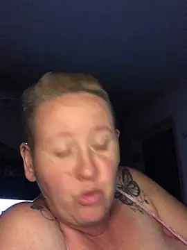SofiaAmour online show from July 28, 2026, 7:39 pm