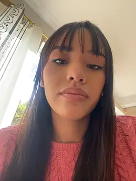 Mia-villalobos online show from July 13, 2026, 2:42 pm
