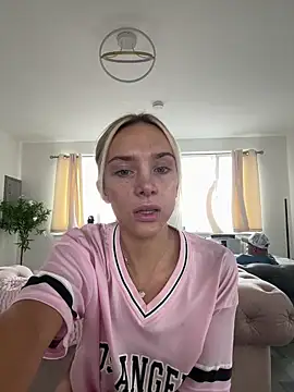 Naughtyblondex online show from June 28, 2026, 12:33 pm