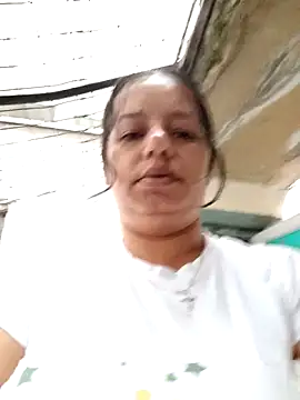 roxana e43 online show from June 23, 2026, 5:49 am