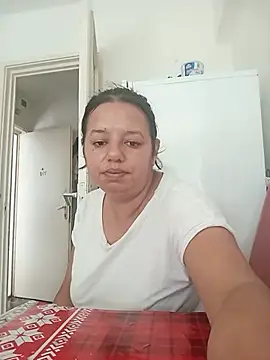 roxana e43 online show from June 29, 2026, 11:43 am