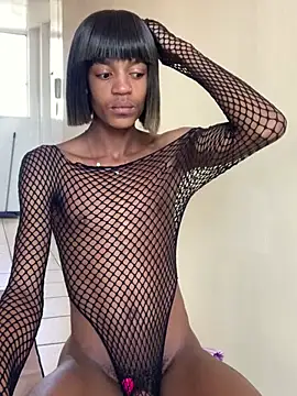 Kinky-Nicky04 online show from June 30, 2026, 7:42 am