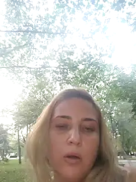 MellanieBliss online show from July 5, 2026, 6:04 pm