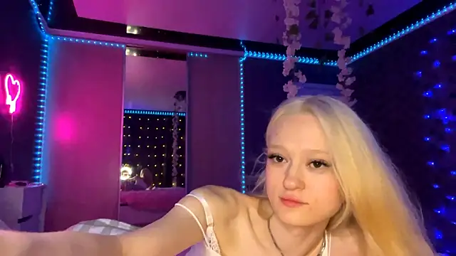 HousedMud online show from July 11, 2026, 8:33 pm