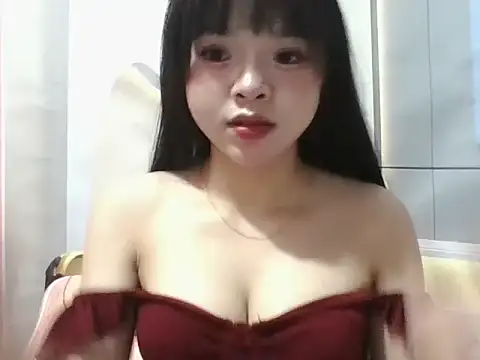 hot-cumplay online show from June 18, 2026, 5:51 am