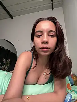 Nicole Cute04 online show from June 12, 2026, 4:33 am