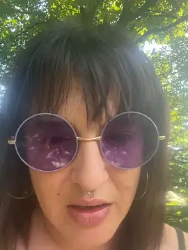 Xlilli69X online show from May 21, 2026, 2:35 pm