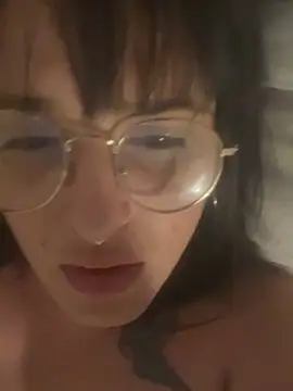 Xlilli69X online show from May 22, 2026, 2:40 am