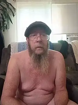Snapshot of AgoneCanal chatting on May 19, 2026, 8:37 pm AgoneCanal online show from May 19, 2026, 8:37 pm