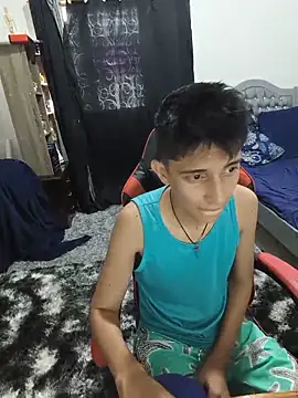gomitaboy1 online show from May 26, 2026, 4:03 pm