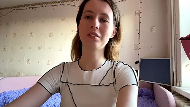 AlesiaGurevich online show from June 30, 2026, 4:08 pm