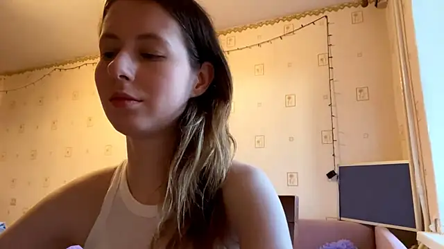 AlesiaGurevich online show from July 24, 2026, 4:38 pm
