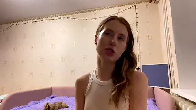 AlesiaGurevich online show from August 6, 2026, 12:23 am