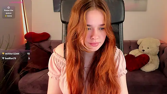 TiffanyVex online show from May 25, 2026, 6:08 am