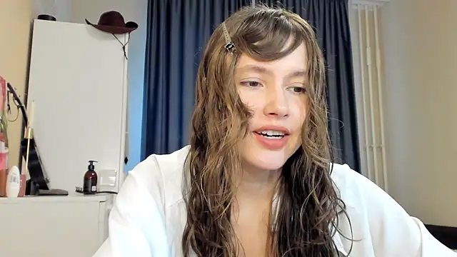 MaryannSofts online show from July 30, 2026, 11:42 am