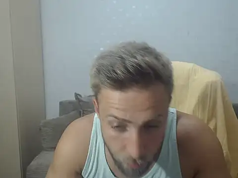 BlondEagleMuscle online show from August 1, 2026, 7:24 pm