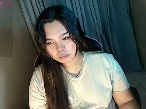 urasian prettyrica online show from June 27, 2026, 3:44 am