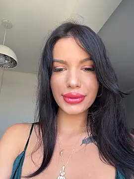 RaniaSnow online show from June 17, 2026, 8:06 am