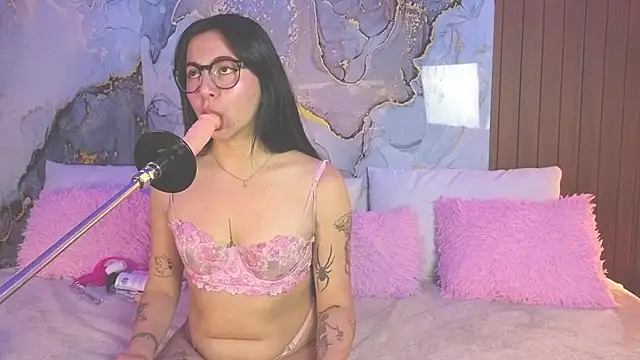 abbycandhy online show from June 17, 2026, 3:13 pm