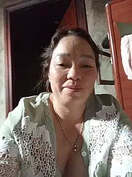 Yellow-pink online show from June 22, 2026, 3:31 pm