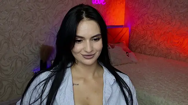 MilaaSweety online show from July 18, 2026, 8:34 pm