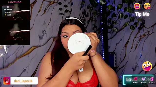 daniela lopez1 online show from May 21, 2026, 4:08 am