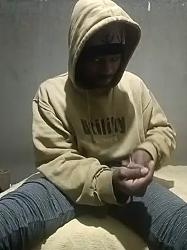 kushsmoothy online show from July 23, 2026, 3:04 am