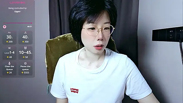 lin lin 520 520 online show from May 27, 2026, 5:26 am