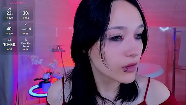 DarcyBlackwood online show from June 17, 2026, 1:30 am