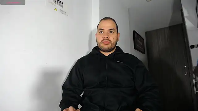 Axel Dominus online show from June 23, 2026, 10:02 am