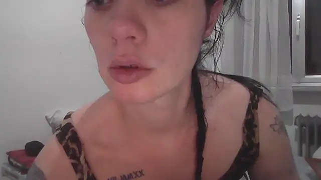 anastasia-evans online show from March 28, 2026, 7:35 pm
