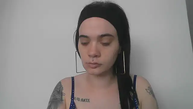 anastasia-evans online show from April 30, 2026, 12:22 pm