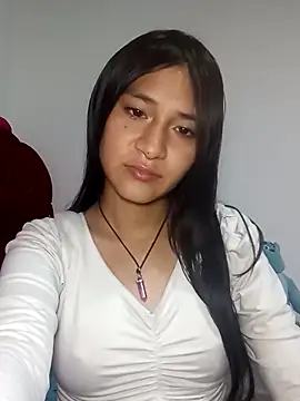 KarolaMendez online show from May 24, 2026, 9:31 pm