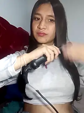 KarolaMendez online show from June 16, 2026, 12:13 am