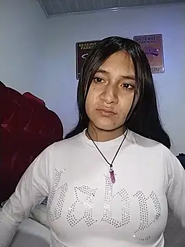 KarolaMendez online show from July 26, 2026, 1:36 am