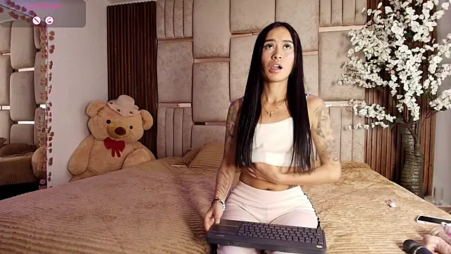 Zoe- -din online show from May 21, 2026, 3:35 am