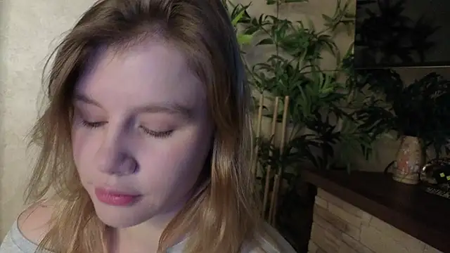 AureliaAngel online show from June 28, 2026, 9:43 pm