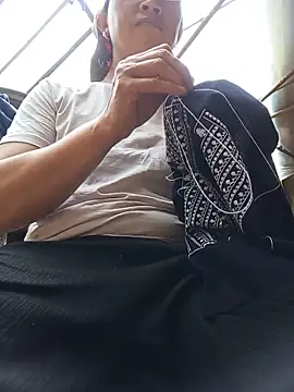 Heli pusy online show from June 18, 2026, 2:01 am