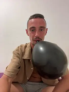 MeJross online show from July 10, 2026, 2:38 am