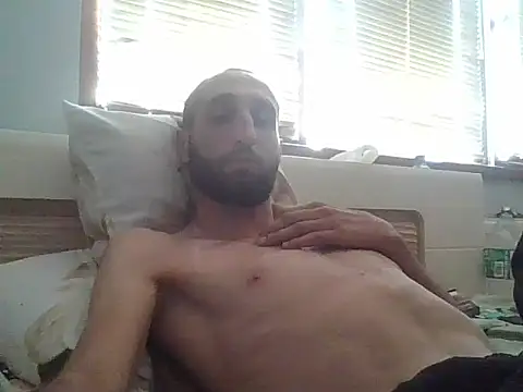 stiven121312 online show from June 23, 2026, 12:14 pm