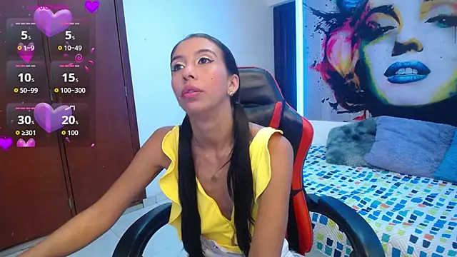 sandra petite19 online show from July 24, 2026, 3:37 am