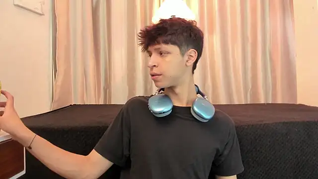 Ethan qop online show from June 13, 2026, 11:08 am