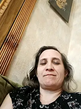 KatieLove133 online show from May 31, 2026, 10:11 am