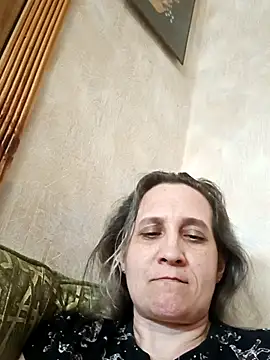 KatieLove133 online show from June 7, 2026, 11:47 am