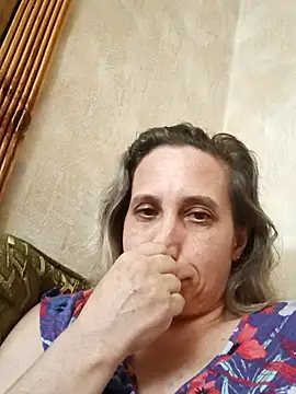 KatieLove133 online show from July 9, 2026, 4:11 pm
