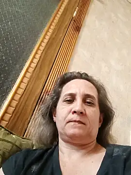 KatieLove133 online show from July 26, 2026, 8:21 am
