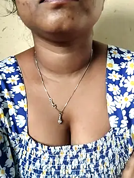 hotmiki online show from July 8, 2026, 5:01 am
