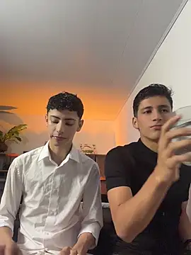 SebastianReed  online show from April 20, 2026, 6:27 am
